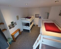 Seadragon Backpackers