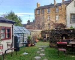 Argyle Backpackers
