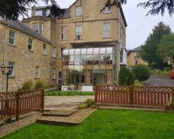bath accommodation
